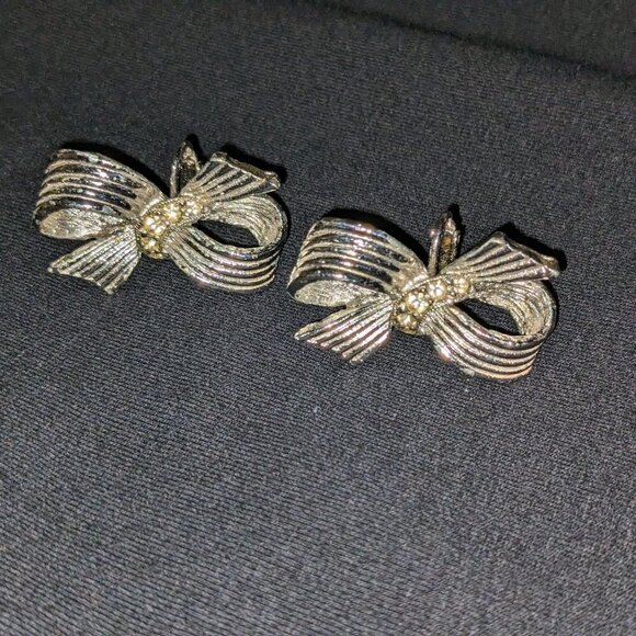 Clip-on Vintage Silver Earrings Set - Picture 10 of 12